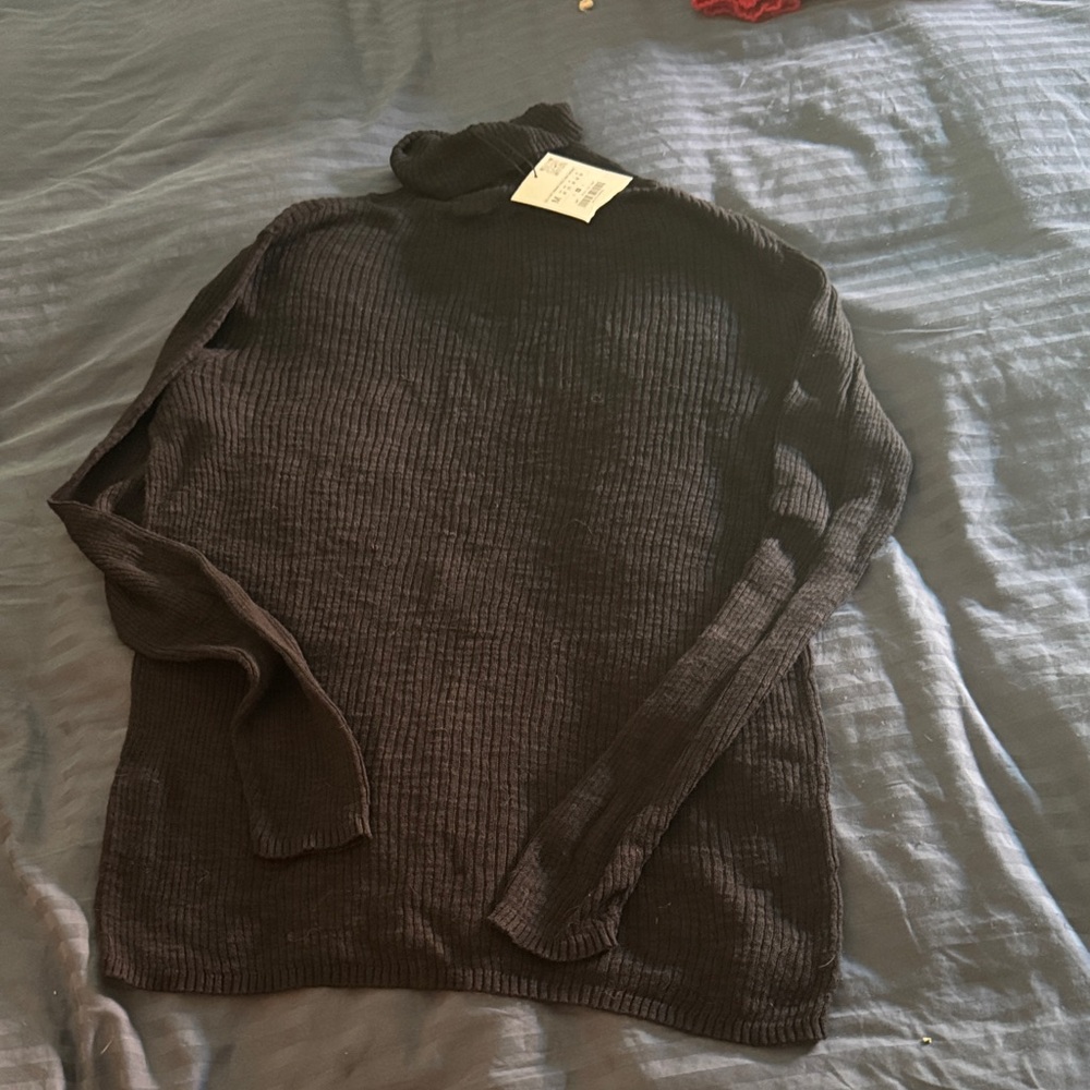 Zara long sleeve black top